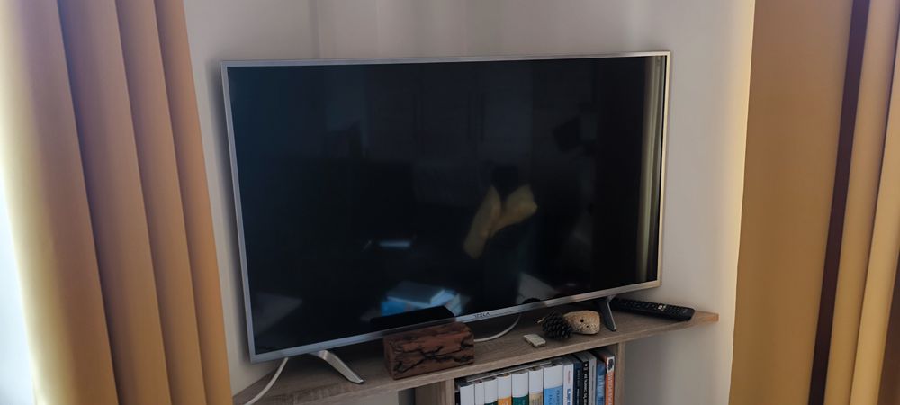 Telewizor Smart TV Tesla 43" Full HD | Stan Idealny | Made in Poland