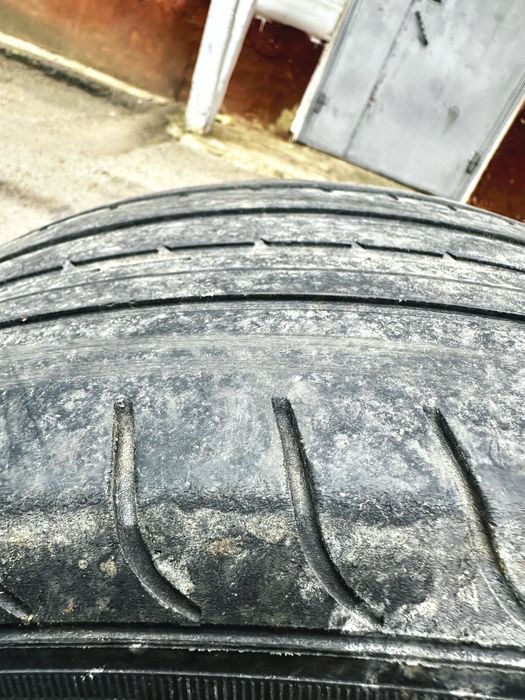 Літня гума GoodYear EfficientGrip R17 235/50