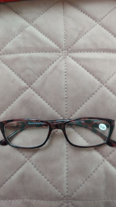 Продам окуляри для зору