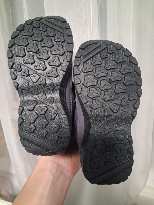 Зимове взуття дитяче quechua від decathlon 24 р