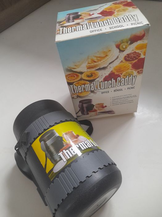 Термос двух литровые.