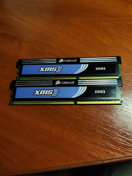 Оперативна пам'ять Corsair 4GB (ver 2.12)