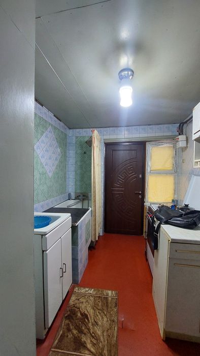 Продам 2-кімнатну квартиру. Вул.Покровська,28