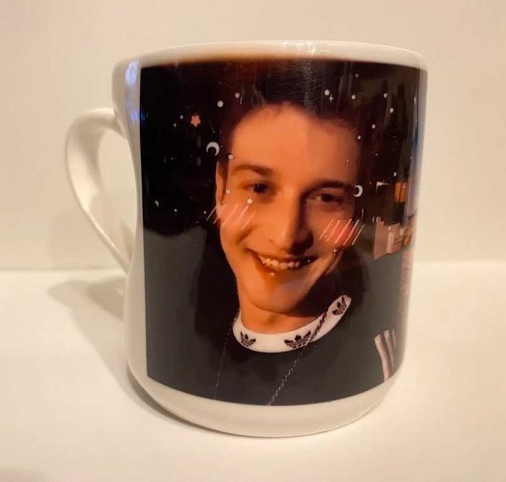 Własnoręczny kubek z Kamerzystą