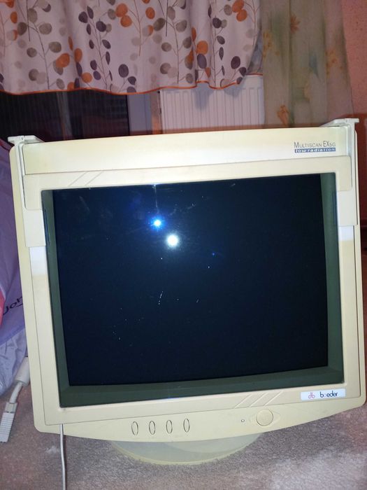 Monitory komputerowe 14 cali różne - sprzedam