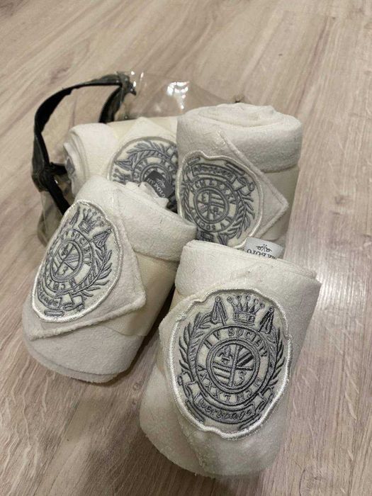 Білі бинти HV Polo конний спорт