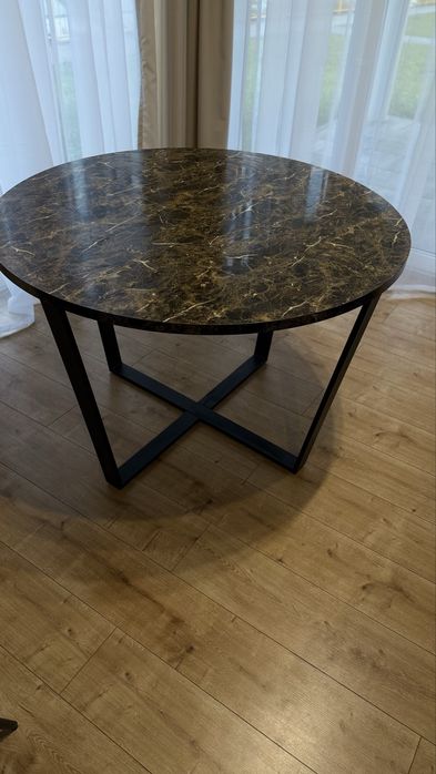 Stół okrągły Efekt Marmuru Westwing 110 cm