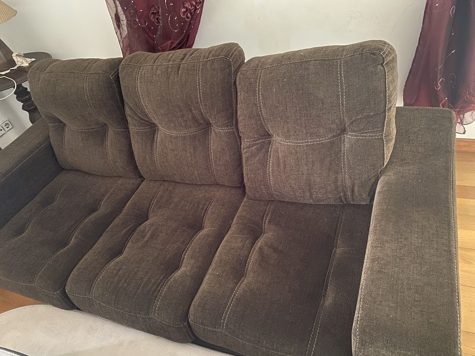 Sofá de 3 lugares como novo