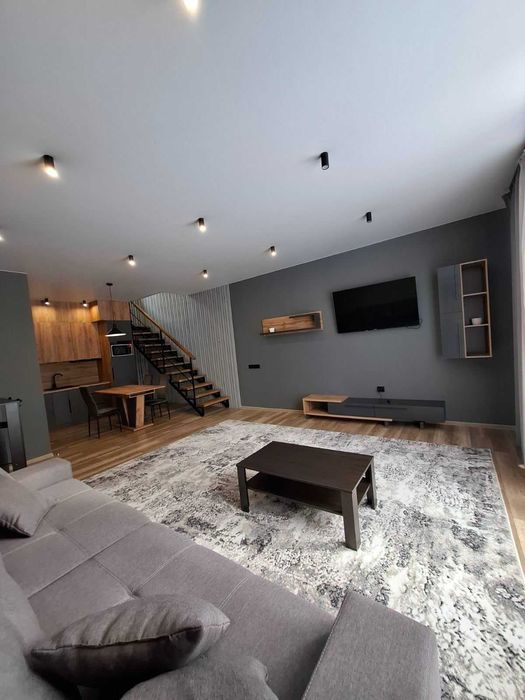 Продаю котеджне містечко в Яблуниці (Буковель). Працюючий бізнес.