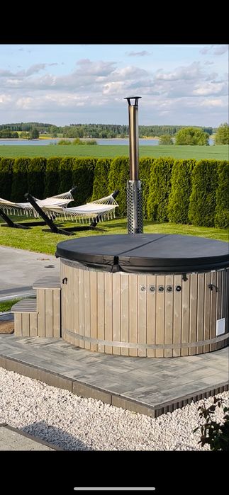 , Willa   jezioro  dla 14 osób wysoki standard jacuzzi, sauna