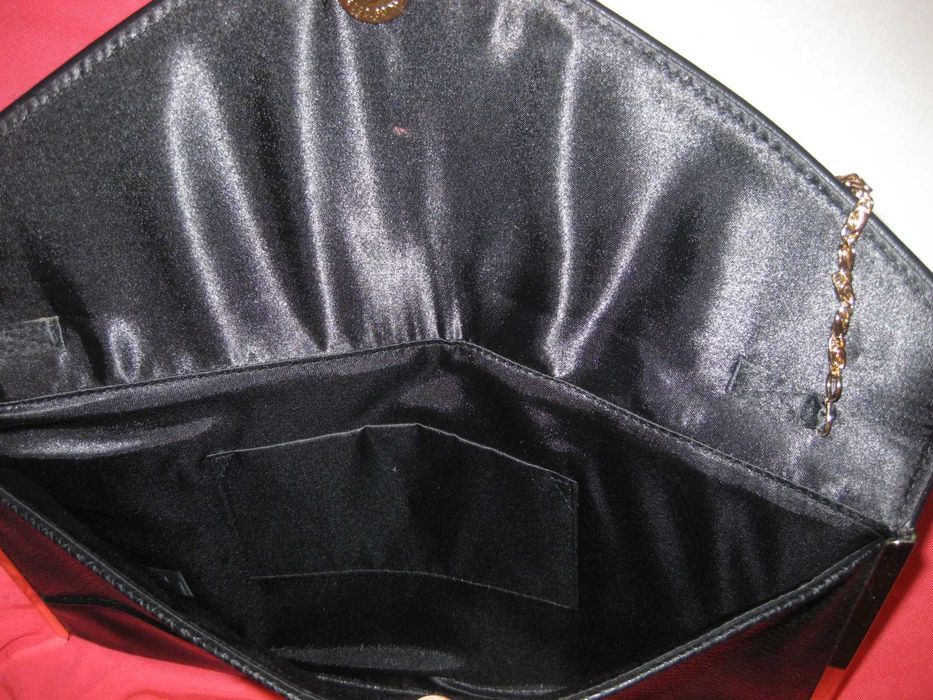 Чорний елегантний клатч сумка кошельок конверт з золотим шнурочком