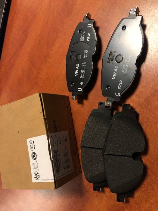 тормозные колодки VW Tiguan \ Passat B8 \ Golf VII ( Оригинал)