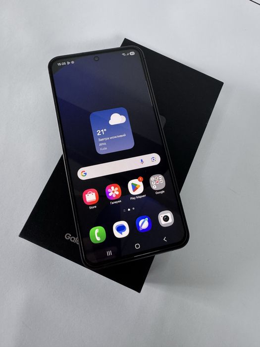Телефон Samsung Galaxy S24 8/128