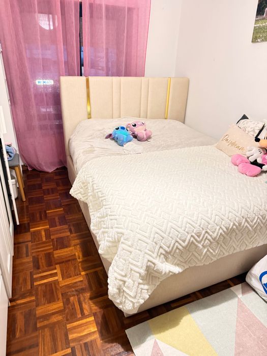 Cama de casal com 3 meses de uso