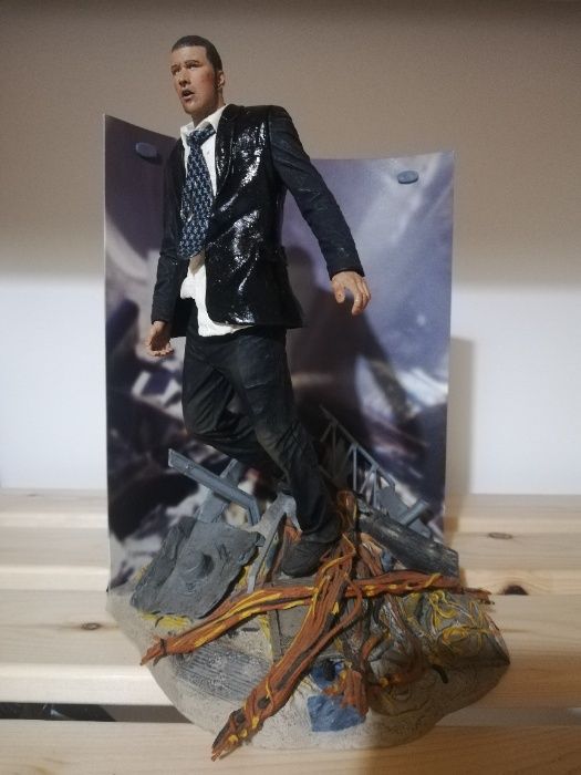 Lost and Mortal Kombat - Statues64286371042178121