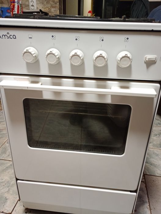 Kuchenka gazowa amica