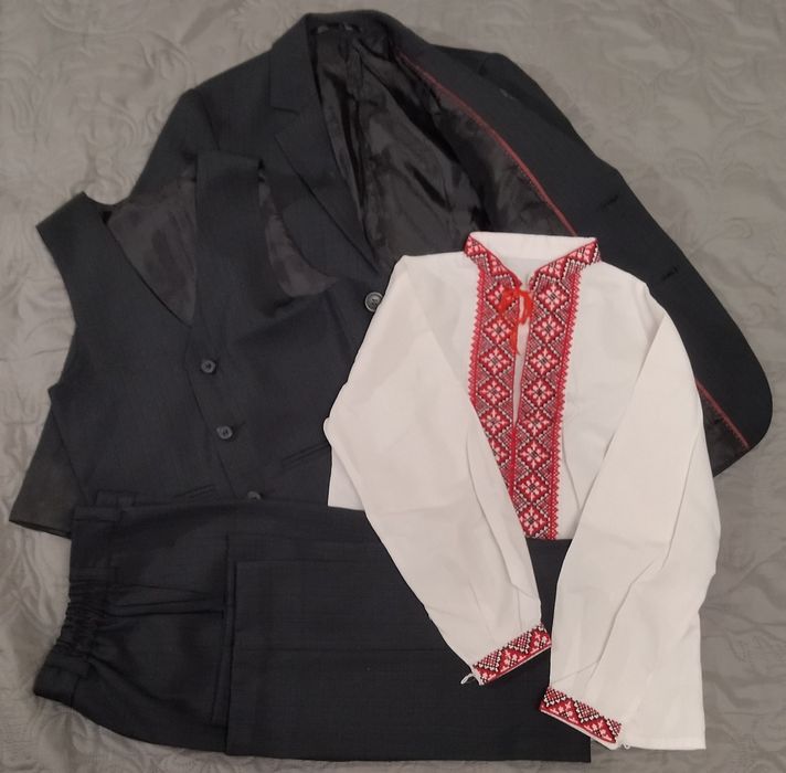 Костюм трійка для хлопчика + вишиванка на 128