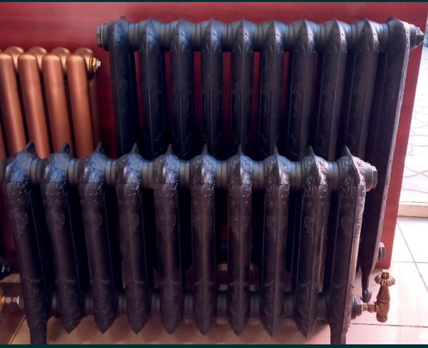 Чугунный радиатор. Ретро чугун. Венецианский чугунный радиатор.