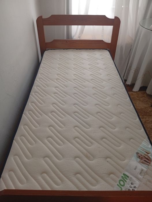 Cama solteiro madeira maciça