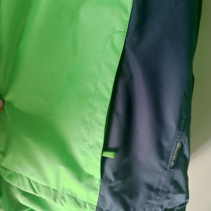 Kurtka Hi-Tec nowa 152