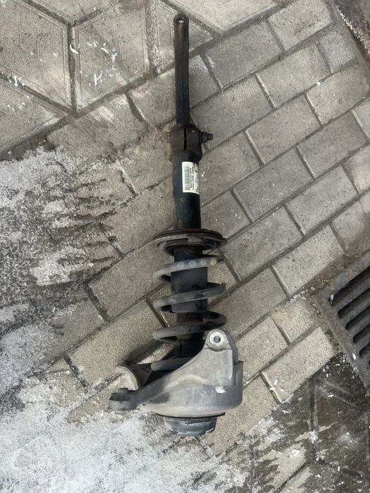 Стойка амартизатора до Ауді Q5 до 17 року