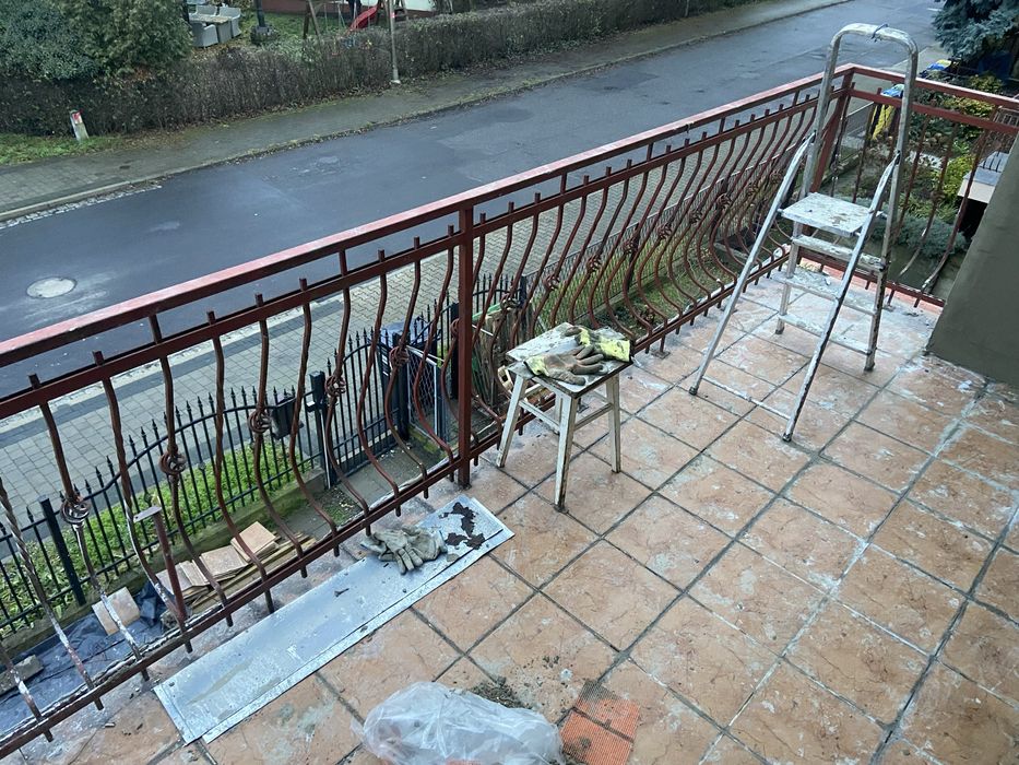 Balustrada balkonowa i schodowa