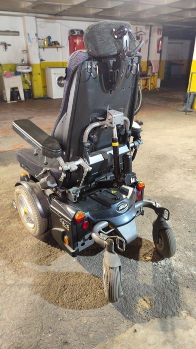 Cadeira de Rodas Permobil C500 Corpus II Low Rider Semi-nova