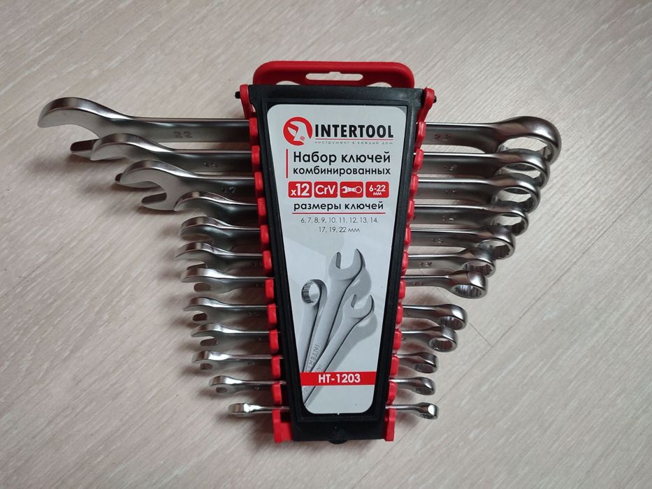 Набор ключей  комбинированных ключи INTERTOOL HT- 1203