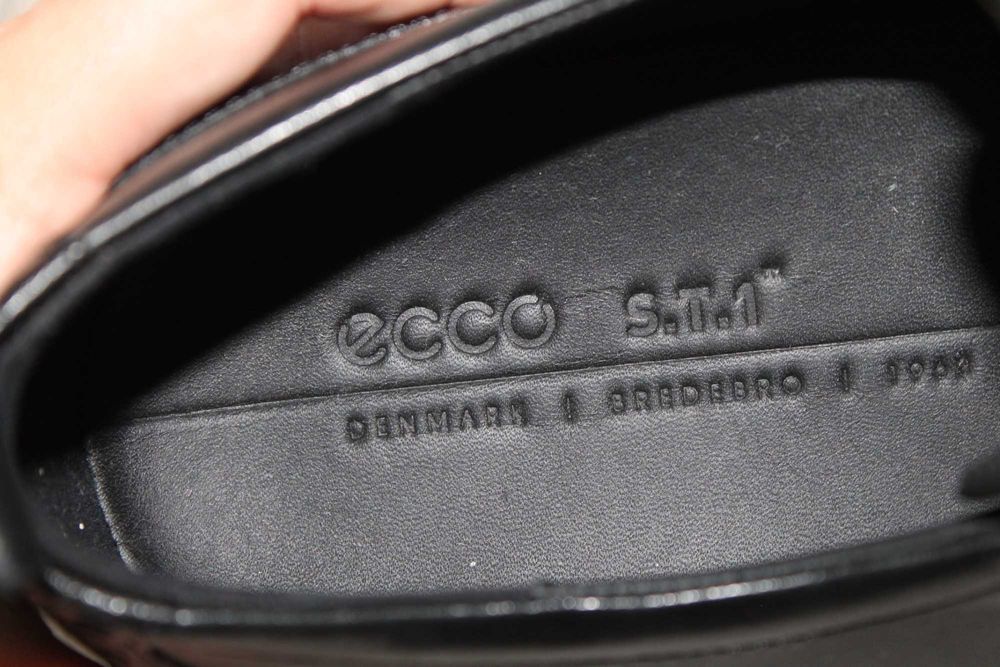 Оригінальні шкіряні туфлі Ecco st.1 Hybrid Lite 41 розмір