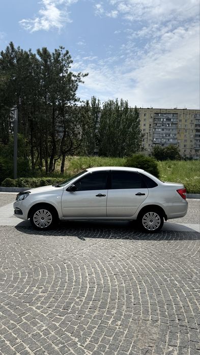 Продам лада Lada granta газ бензин