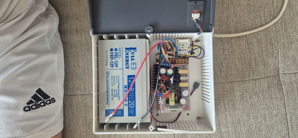 Безперебійний блок живлення FARADAY UPS 55W Smart ASCH 12V