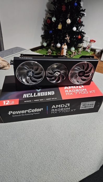 Placa grafica RX 7700XT