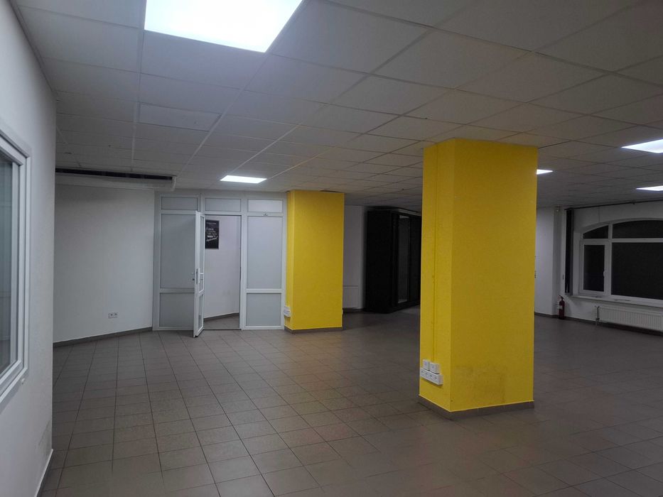 Оренда приміщення по вул. О. Дашковича, центр міста — 350 грн/м²