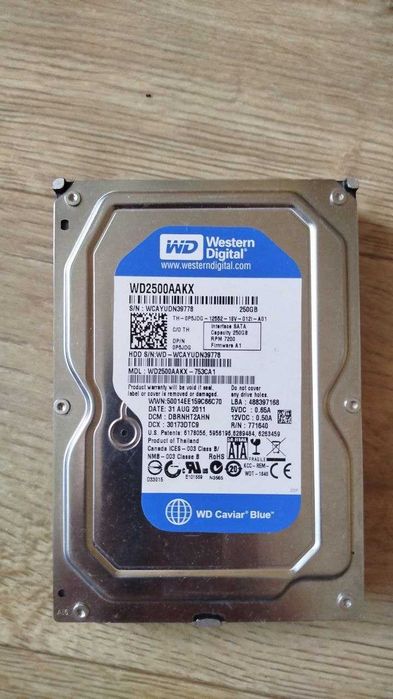 Жорсткий диск 250GB Western Digital WD Blue 7200rpm SATAIII WD2500AAKX