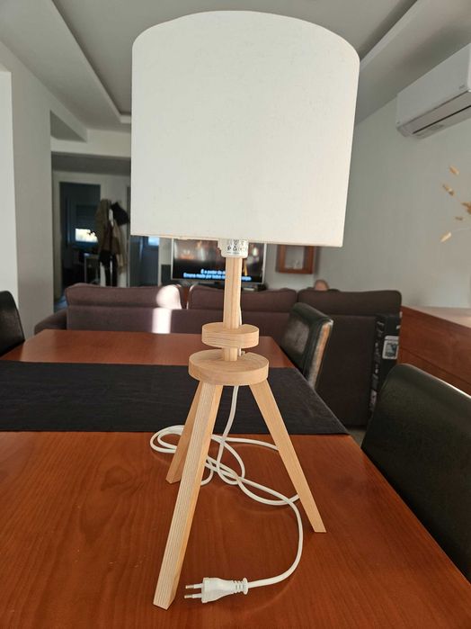 Candeeiro de mesa