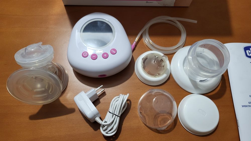 Bomba Tira-Leite Eléctrica Naturally Me
Chicco. Foi muito pouco usada