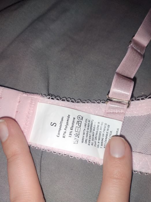 Różowy pudrowy biustonosz stanik koronka sexy transparentny bielizna