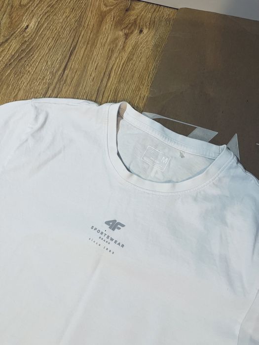 Bialy meski top t-shirt rozm M 4f meski