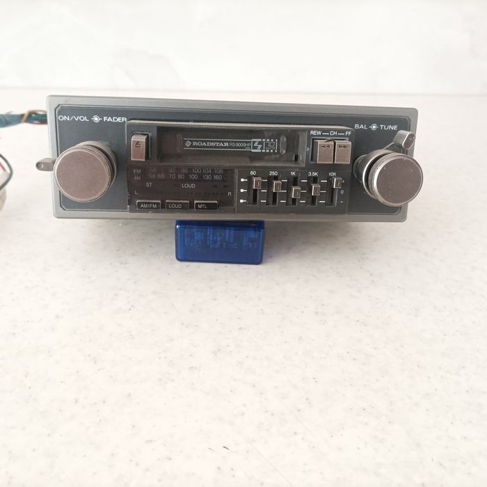 Магнітола . Японія.