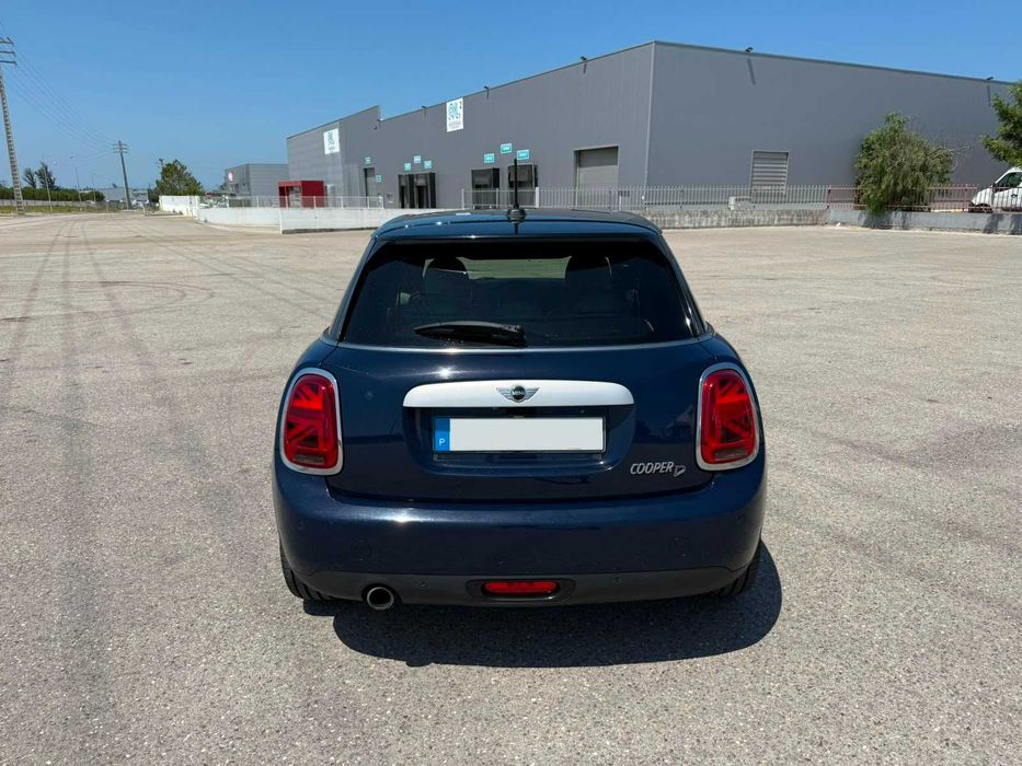 Mini Cooper D Auto 5 Portas - Nacional