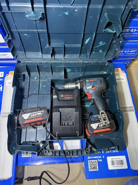 Аккумуляторная ударная дрель-шуруповерт Bosch GSB 18V-55 Professional