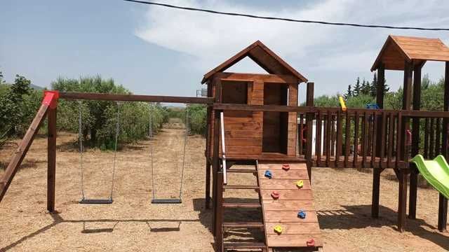 PARQUE INFANTIL BALOIÇO, ESCORREGA, PAREDE DE PEDRAS, ETC.