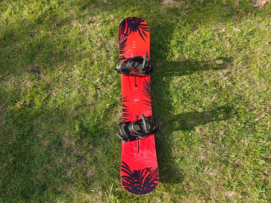 Burton Hideaway 144 + Burton Stiletto - deska snowboardowa