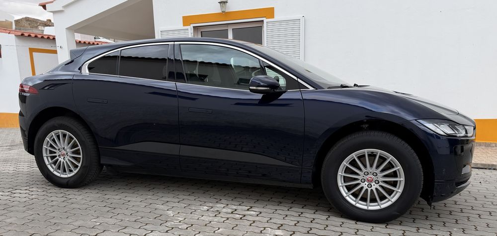 Jaguar I-PACE EV400 S AWD | IVA Dedutível | Garantia Jaguar