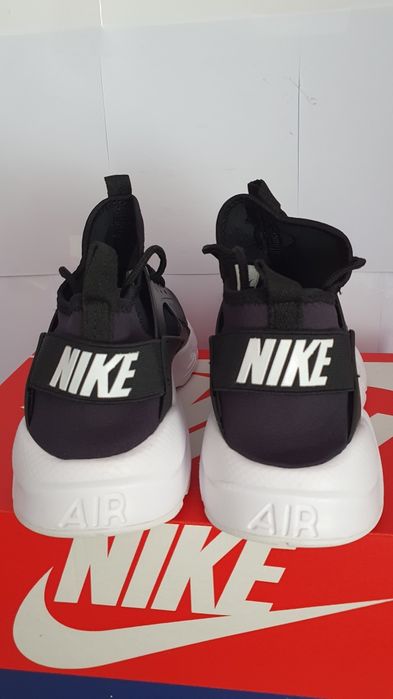 Sneakersy nowe męskie czarne Nike Air Huarache Run Ultra rozmiar 44