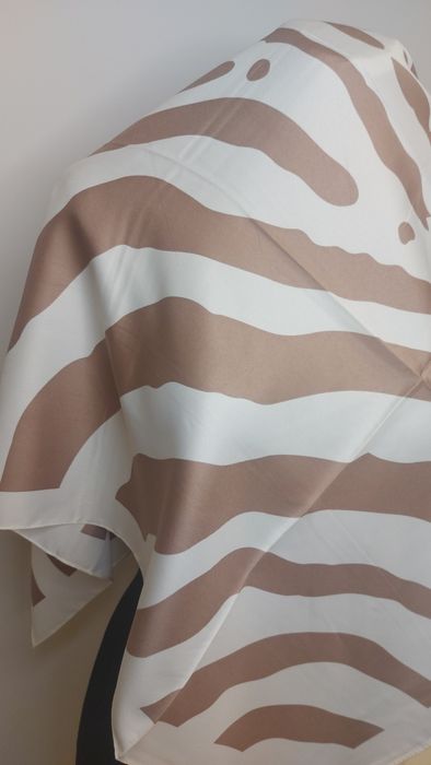 Chustka satynowa 90x90