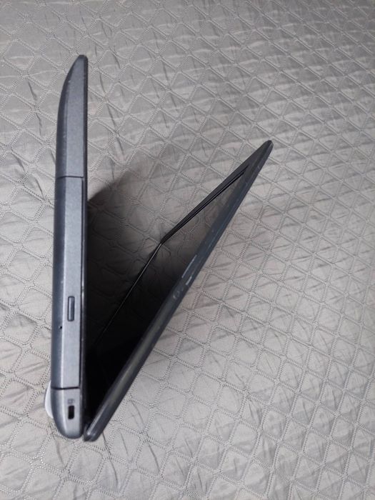 Ноутбук Asus X551* / 4Гб/ SSD 240Гб/ Батарея 3 часа.