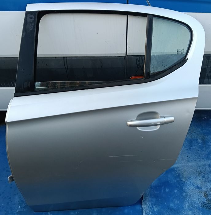 Opel corsa E /porta trás esquerda Anos 2014/2015/2016/2017/2018/2019