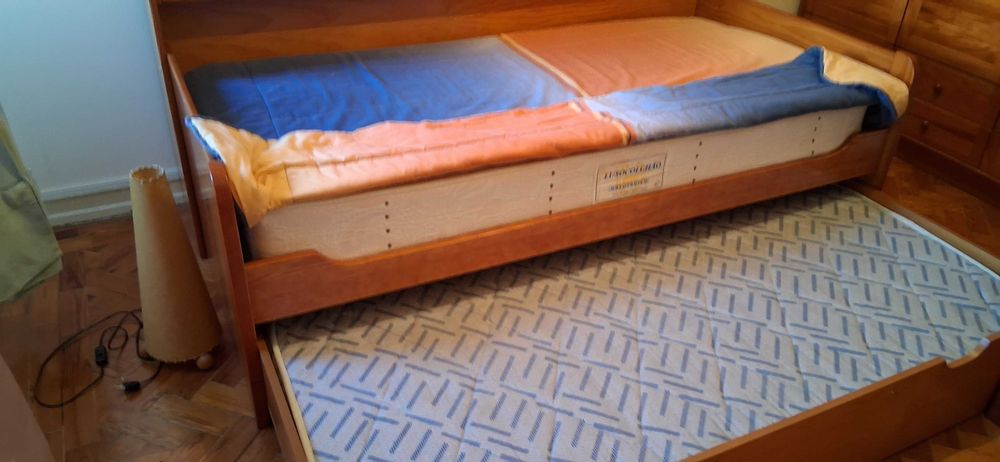 Movel cama dupla com movel secretária