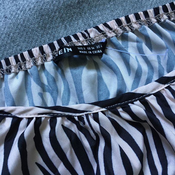 Топ в принт зебри